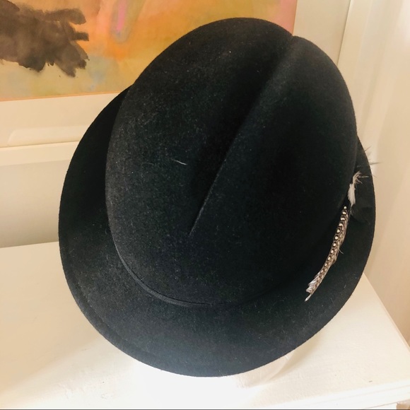 Vintage wool felted hat with feather - Picture 7 of 11